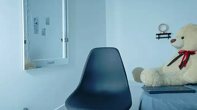 Fit valkiria online show from April 14, 8:03 pm