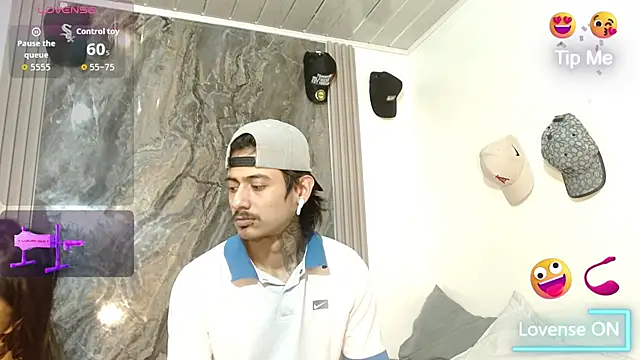 Damian-and-Camerum online show from March 15, 3:13 am