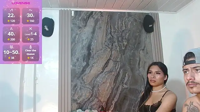 Snapshot of Damian-and-Camerum chatting on March 3, 5:47 am Damian-and-Camerum online show from March 3, 5:47 am