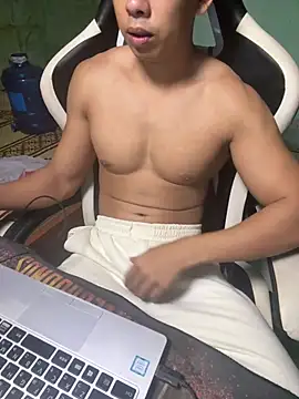 Snapshot of Graymenn chatting on February 24, 10:10 pm Graymenn online show from February 24, 10:10 pm