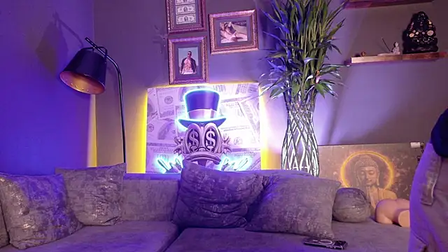 Seth Vega  online show from March 22, 7:59 pm