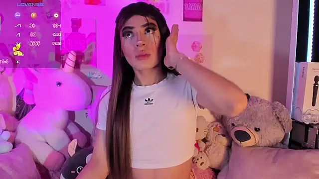 Iam Emiily  online show from March 28, 12:33 am