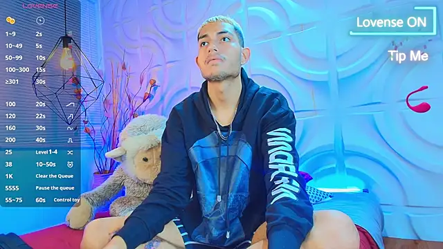 ItsZairen online show from April 16, 3:51 am