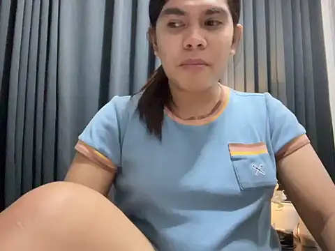 Snapshot of Mooree_naba chatting on November 23, 12:59 pm Mooree naba online show from November 23, 12:59 pm