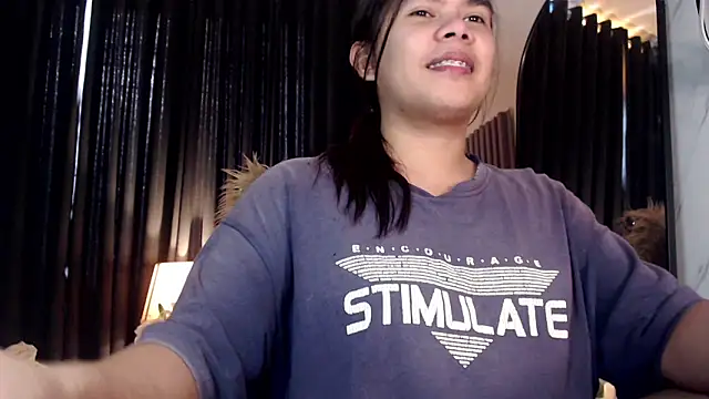 Snapshot of Mooree_naba chatting on November 18, 11:26 pm Mooree naba online show from November 18, 11:26 pm