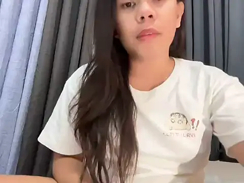 Snapshot of Mooree_naba chatting on June 11, 12:57 pm Mooree naba online show from June 11, 12:57 pm