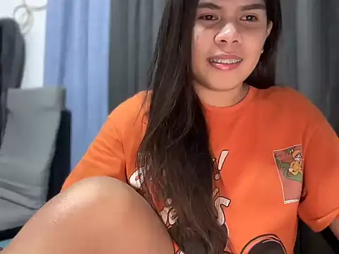 Snapshot of Mooree_naba chatting on June 17, 12:15 pm Mooree naba online show from June 17, 12:15 pm