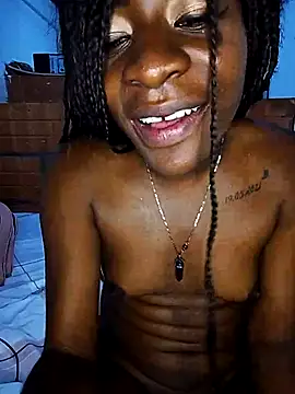 Snapshot of -hotebony chatting on May 11, 4:14 am -hotebony online show from May 11, 4:14 am