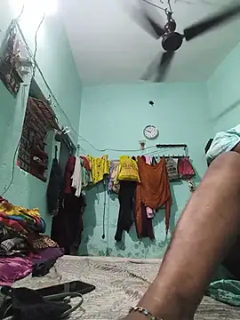 PRIYAGOYAL online show from July 15, 4:19 am