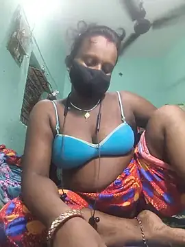 PRIYAGOYAL online show from July 11, 10:26 am