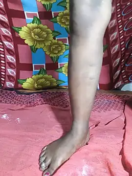 PRIYAGOYAL online show from July 4, 6:56 pm