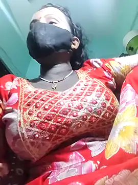 PRIYAGOYAL online show from July 12, 5:14 pm