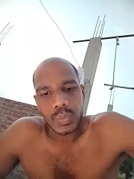 Snapshot of Daddyishere_19 chatting on June 4, 1:27 pm Daddyishere 19 online show from June 4, 1:27 pm