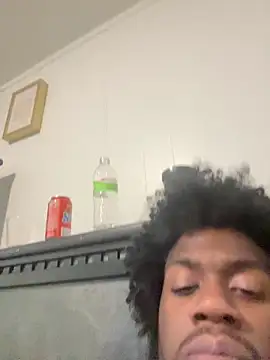 pussyeater - online show from February 18, 6:44 am