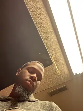 pussyeater - online show from April 7, 6:37 am