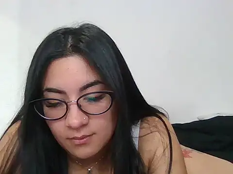 Agusgold22 online show from April 10, 1:18 pm