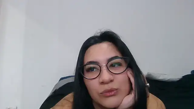 Snapshot of Agusgold22 chatting on May 9, 8:01 pm Agusgold22 online show from May 9, 8:01 pm