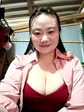 lisn-cute online show from April 24, 1:51 am
