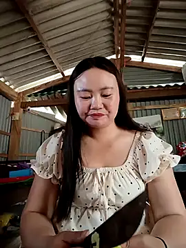 lisn-cute online show from April 23, 3:35 am