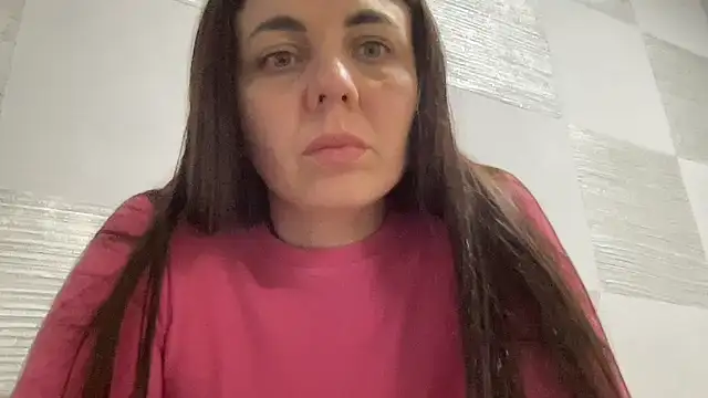 Snapshot of Darsy_Rox chatting on February 9, 4:38 pm Darsy Rox online show from February 9, 4:38 pm