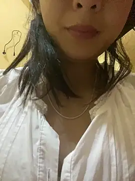 tenten110 online show from March 19, 3:23 pm