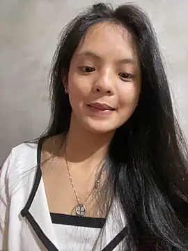 Snapshot of tenten110 chatting on February 16, 5:39 am tenten110 online show from February 16, 5:39 am