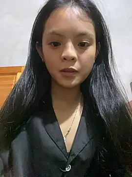 Snapshot of tenten110 chatting on February 7, 2:03 pm tenten110 online show from February 7, 2:03 pm