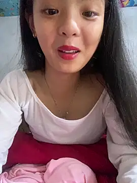 Snapshot of tenten110 chatting on March 1, 9:09 am tenten110 online show from March 1, 9:09 am