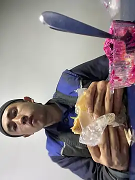 baron5008 online show from March 28, 10:11 pm