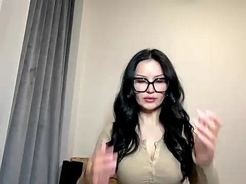 JoanGold online show from March 12, 7:07 pm