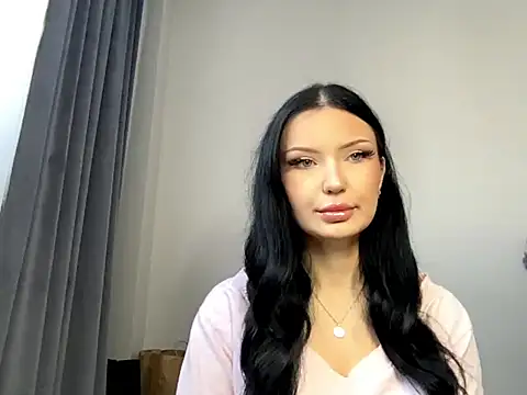 JoanGold online show from February 15, 1:10 pm