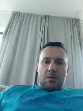 Snapshot of defaktor chatting on February 8, 2:15 pm defaktor online show from February 8, 2:15 pm