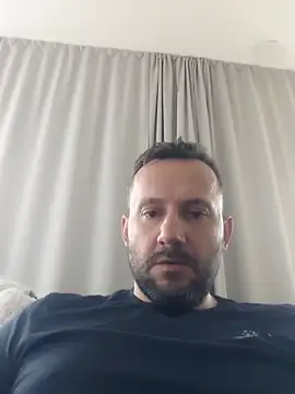 Snapshot of defaktor chatting on May 16, 10:36 am defaktor online show from May 16, 10:36 am