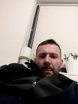 Snapshot of defaktor chatting on February 17, 4:15 pm defaktor online show from February 17, 4:15 pm