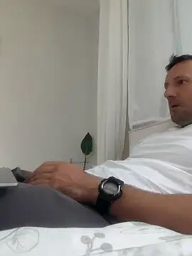Snapshot of defaktor chatting on July 12, 4:08 pm defaktor online show from July 12, 4:08 pm