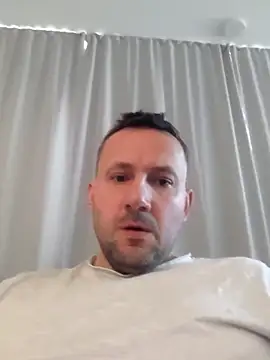 defaktor online show from April 5, 8:54 am