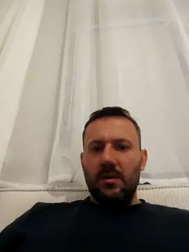 Snapshot of defaktor chatting on April 18, 2:41 pm defaktor online show from April 18, 2:41 pm