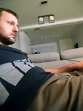 Snapshot of defaktor chatting on March 2, 8:38 pm defaktor online show from March 2, 8:38 pm