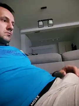 Snapshot of defaktor chatting on February 8, 12:52 am defaktor online show from February 8, 12:52 am