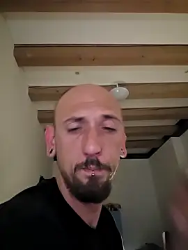 Ninfo920817 online show from April 25, 12:30 pm