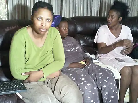 Caramel-Diva online show from March 24, 4:34 am