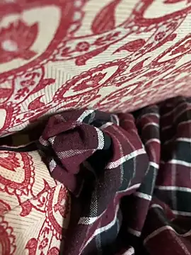 Snapshot of chennai_sexyboy chatting on February 8, 6:27 pm chennai sexyboy online show from February 8, 6:27 pm