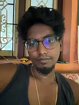 Snapshot of chennai_sexyboy chatting on February 16, 5:06 am chennai sexyboy online show from February 16, 5:06 am
