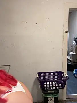 Roxysophie online show from March 4, 8:05 pm