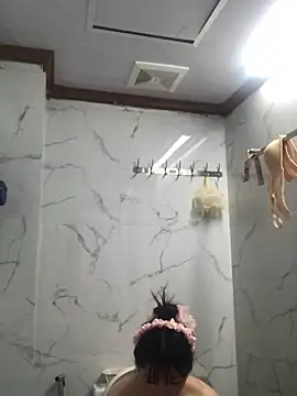 cuty lusy online show from March 25, 11:20 am