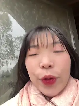 Snapshot of cuty_lusy chatting on February 11, 1:27 am cuty lusy online show from February 11, 1:27 am