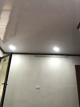 cuty lusy online show from April 2, 3:02 am