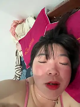 cuty lusy online show from May 13, 1:29 pm