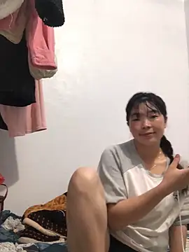 cuty lusy online show from May 18, 11:53 pm