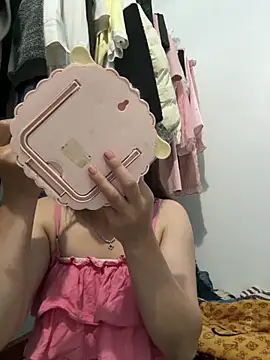 cuty lusy online show from May 31, 11:27 pm